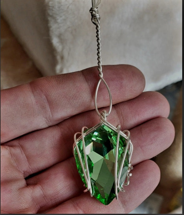 VERES™ Big Sparkle Peridot Green  DROP Dangle Drop Silver Lithuanian Crystal Pendant w 22 inch silvery chain-Large 30x22mm - Tartarian Treasures & Trinkets
